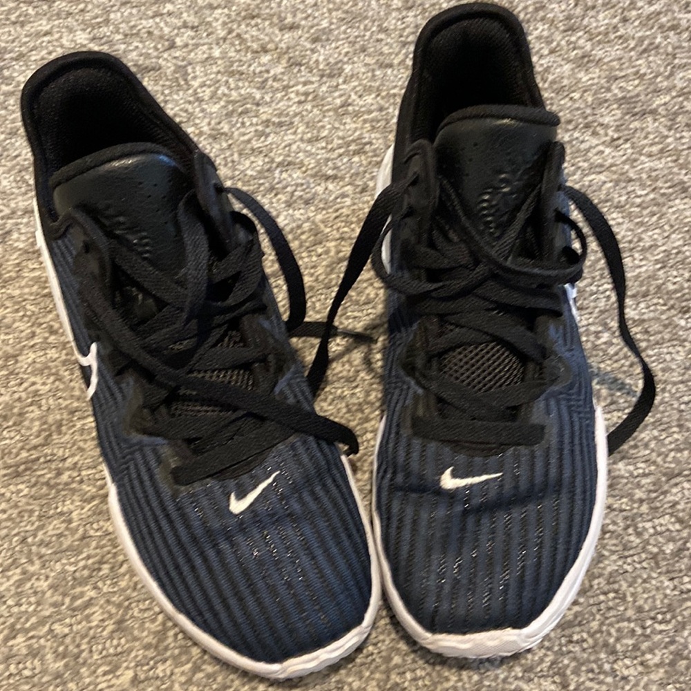 Boys Nike Basketball shoes, size 5